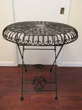 RARE VINTAGE WROUGHT IRON FOLDING BISTRO TABLE