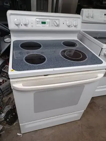 Kenmore White Electric Range Glass-top