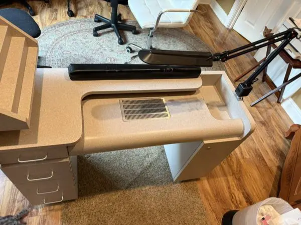 Professional Manicure Station / Nail Tech Desk with Built-In Dust Fan