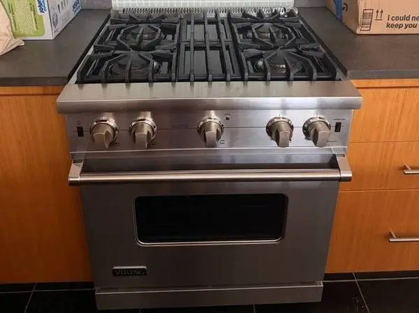 Viking 30” Gas Range & Oven - Stainless Steel