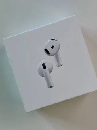 Apple AirPod 4 with Active Noise Cancellations
