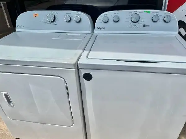 Whirlpool Heavy Duty Washer and Dryer Set