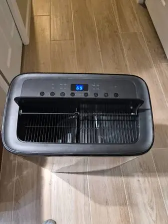 Midea 3 in 1 portable AC unit new