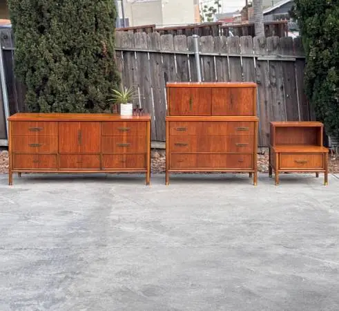 Vintage Mid Century 3-Piece Walnut Bedroom Set 2 Dresser + Nightstand
