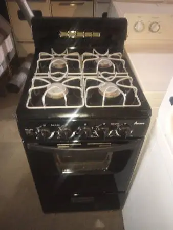 20-in black LP gas apartment size stove