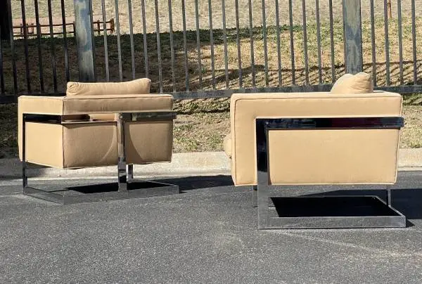 Pair of Milo Baughman lounge chairs