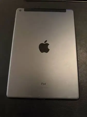 iPad 7th 128GB Cellular Unlocked Stylus Pen