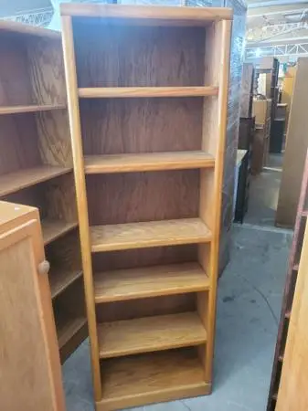 Narrow bookshelf