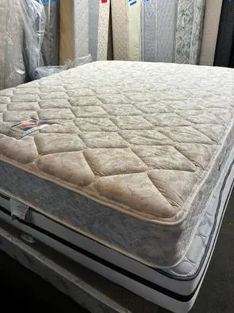 California King Mattress and Box Set Sealy Brand