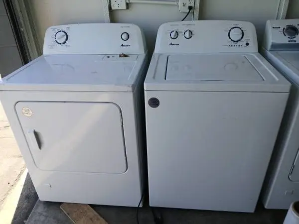 Deep water fill Amana white top load washer and gas dryer