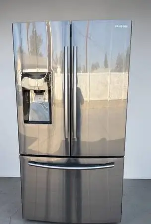 36” SAMSUNG FRENCH DOOR REFRIGERATOR BLACK STAINLESS “ WORKS GREAT”