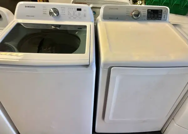 Samsung Super Capacity Washer and Electric Dryer Set