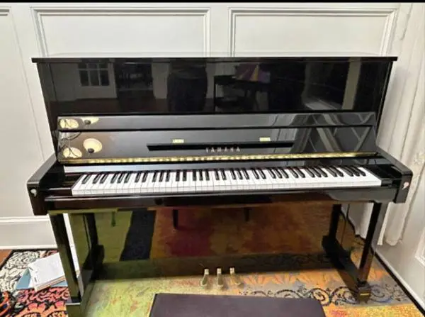 2019 Yamaha B3PE Upright Piano