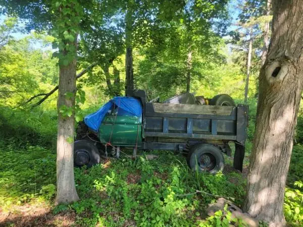 Chevrolet C60 dump truck for parts or repair