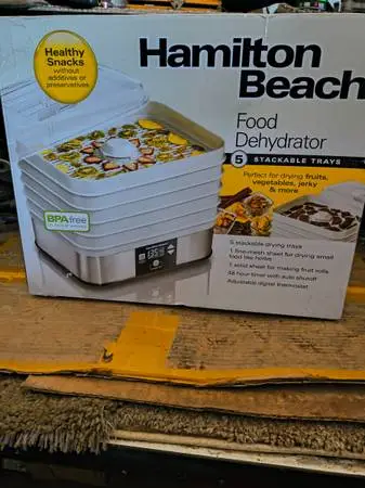 Dehydrator