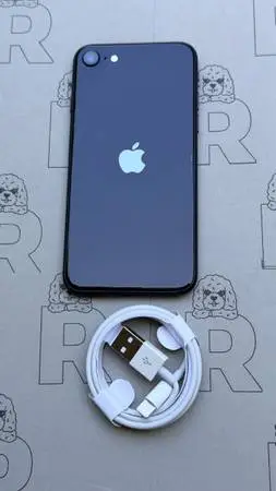 IPhone SE 3rd Generation 2022 64g Factory unlocked