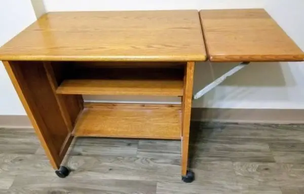 Oak drop leaf DESK/TABLE, with Castors!