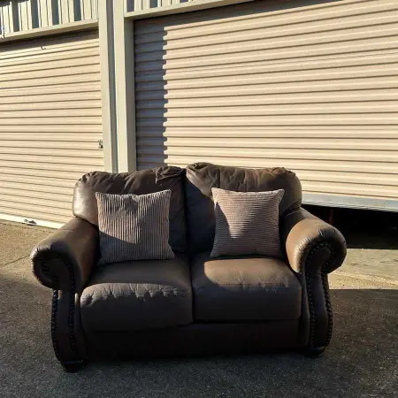 Couch & loveseat – brown leather, clean, no pets, great condition!