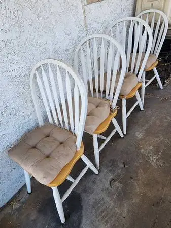 Set of 4 Farmhouse Style Wooden Chairs - Two-tone White/Light Wood Color