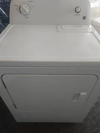 Gas Dryer Kenmore Super Capacity plus in Great Working Order