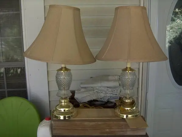 CRYSTAL AND BRASS (2) TABLE LAMPS W/SHADES
