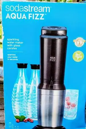 BRAND NEW Soda stream aqua fiz