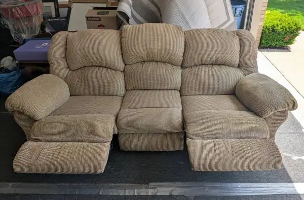 Lazy Boy Recliner Sofa and Chair Tan Greenish Location Macomb Twp MI
