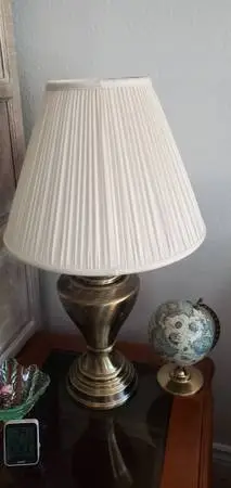 LIKE NEW Two lamps lights with Shade Bedroom bed side end table