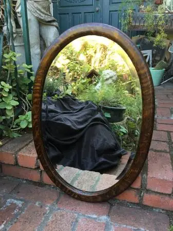 c1900 orig (27”x18”) Antique oval beveled Wall Mirror