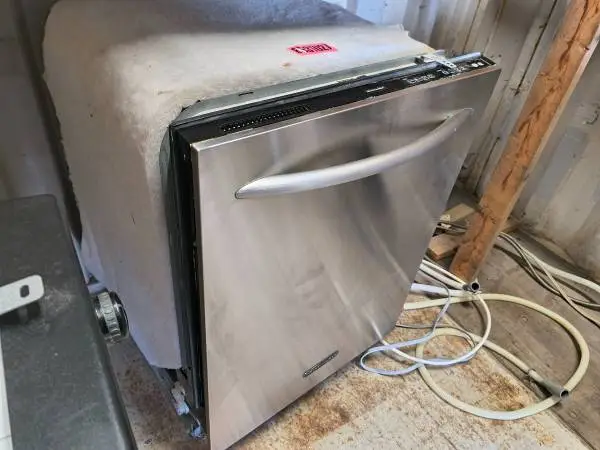 SS KitchenAid Dishwasher Built In 4.9 Cu Ft Model # KUDP01FLSSO Used