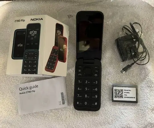 NOKIA 2780 FLIP PHONE - Never Used