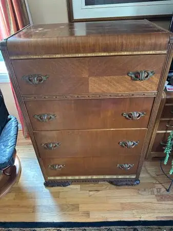 Classic Waterfall Dresser