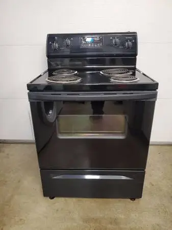 Whirlpool self-clean range oven (delivery available)