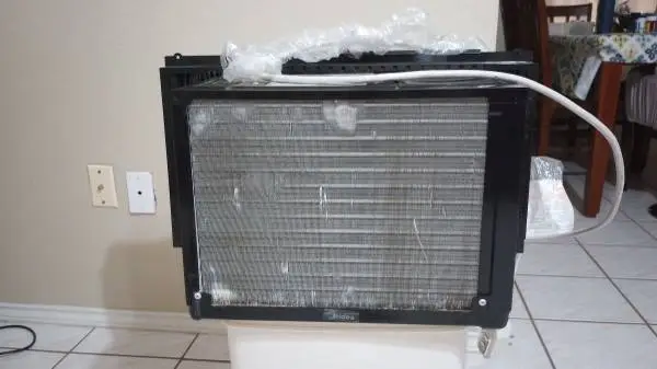 Midea Air Conditioner 5000 btu