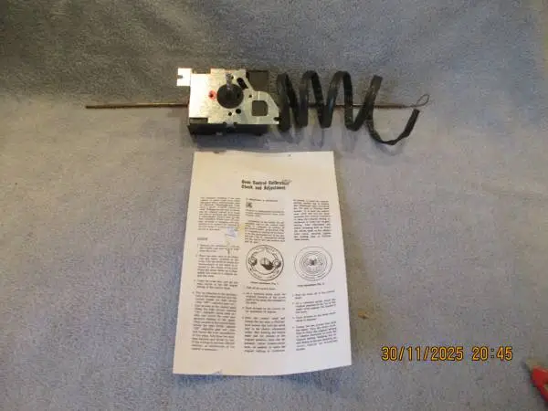 robertshaw # 5300162224 brand new thermostat still in the original box