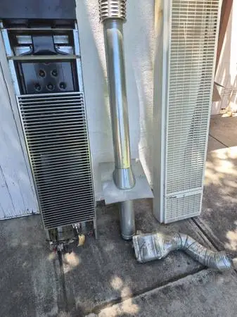 Gas wall heater
