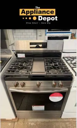New Frigidaire Gas Range #056