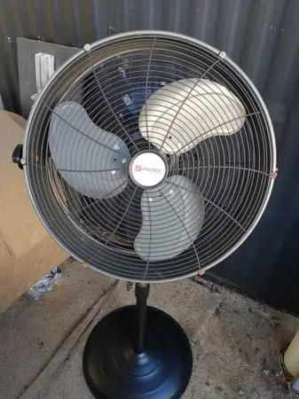 Shop Fan