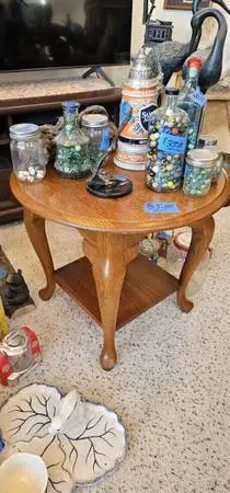 Nice Vintage Oak End or Corner Table