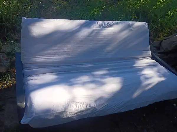 futon