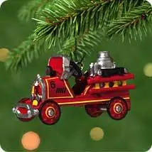 2000 Hallmark 1924 Toledo Fire Engine #6 Kiddie Car Classics Ornament