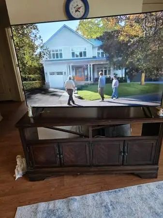 65IN VIZIO TV 4K LIKE NEW