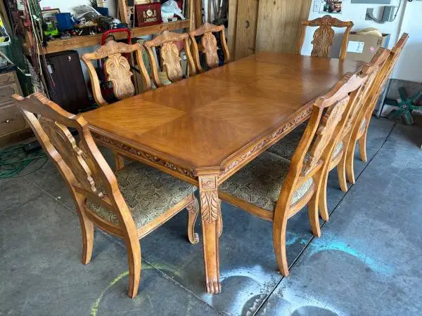 PRICE REDUCED Flawless Sturdy and Clean 9 Piece Formal Dining Set