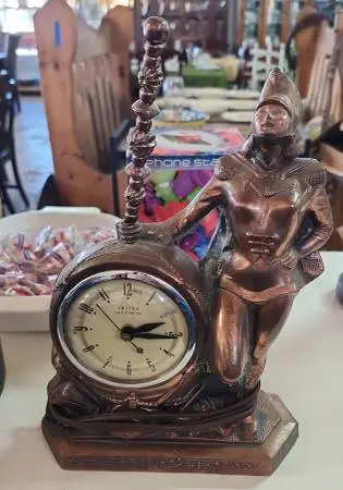 Vintage United Self-Starting Electric Clock