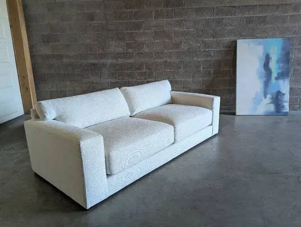 New Crate & Barrel Sofa DELIVERY IS AVAILABLE