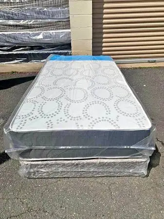 Twin mattress