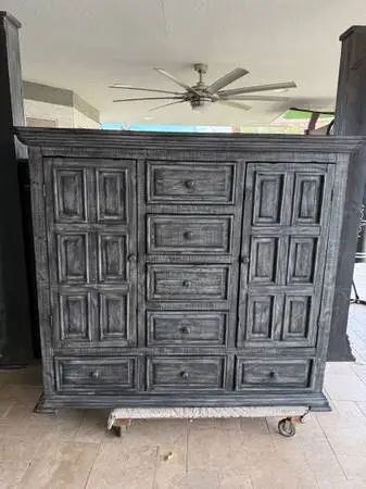 Beautiful Big chest of drawers or tall dresser