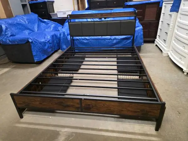 Modern Brown Rustic and Gray Queen Platform Bed Frame with 4 Drawers