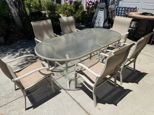 7-Pc Outdoor Patio Set - Oval Glass Top Table w/ 6 Chairs - Delivery Avail