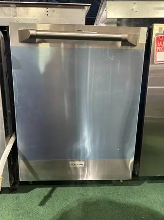 Monogram* 900 Series Smart Fully Integrated Dishwasher w/ Pro Handle